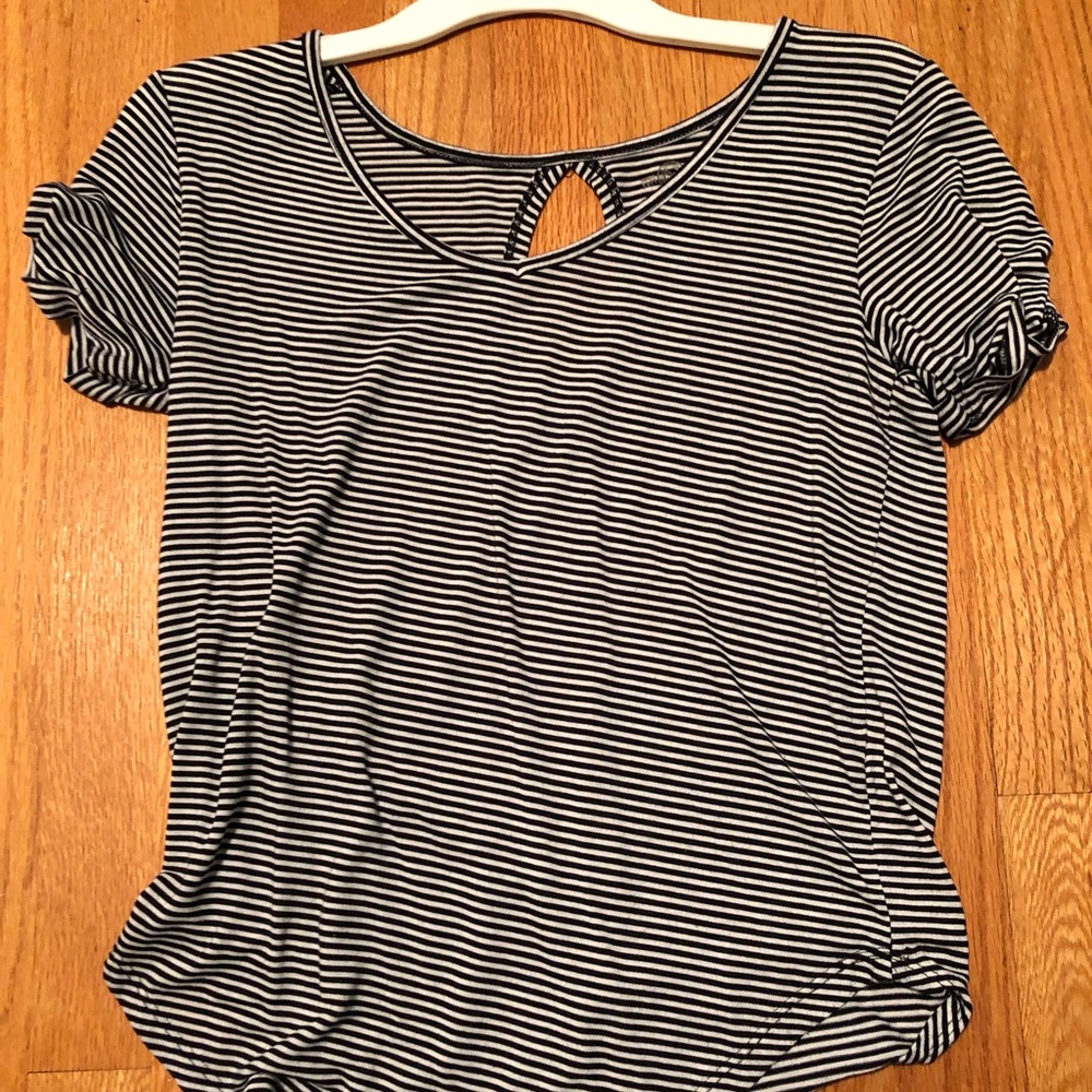 Black and white striped Tee